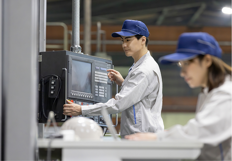 超精密な曲げ・刃付け加工